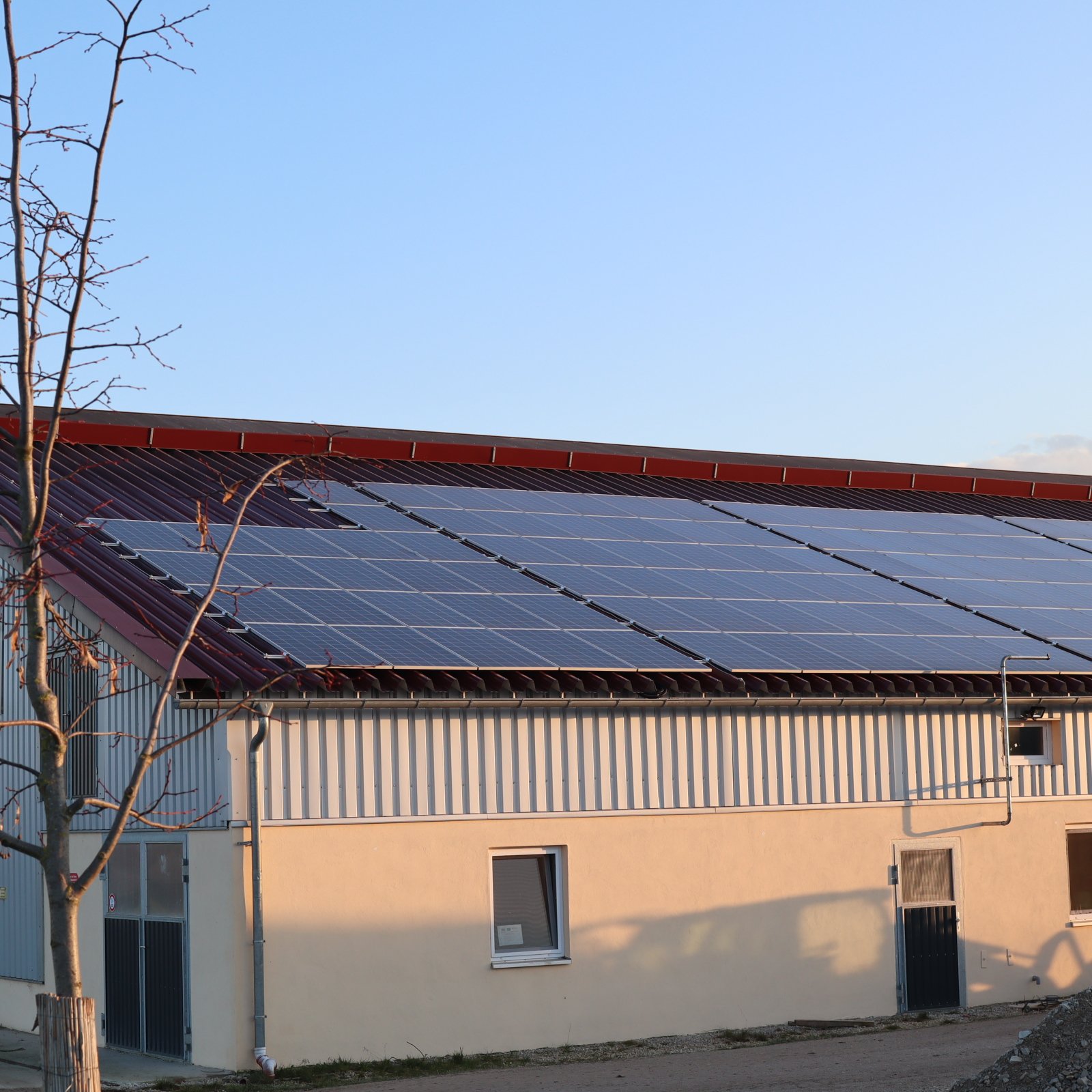 PV installation on an agricultural building roof